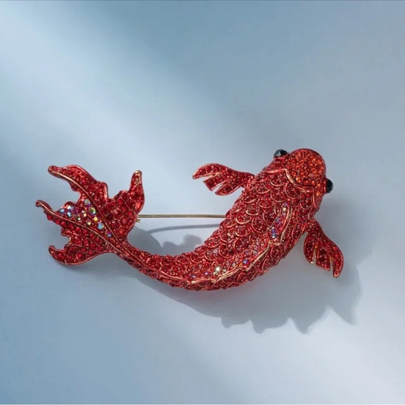 Red Crystal Carp Fish Brooch - Picture 11 of 17